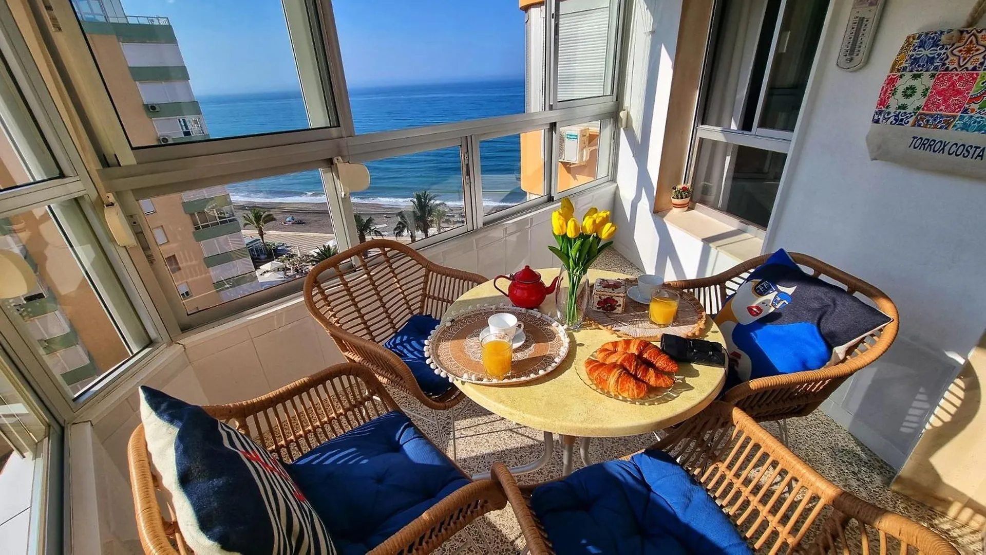 Beachfront Apartment Madrid 709 Torrox